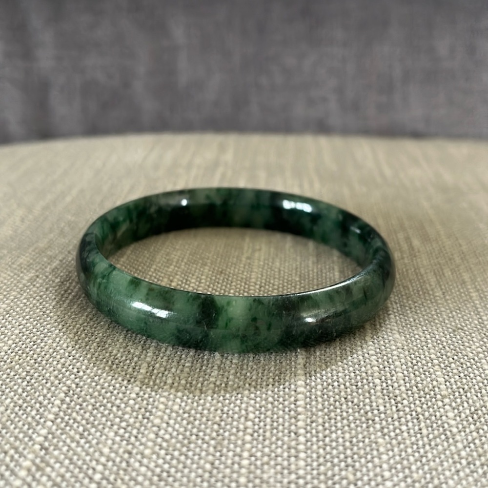 Green Jade Bangle Bracelet